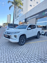 l200 triton 2.4 hpe s sport 4x4 cd 16v diesel 4p automatico 2022 passo fundo