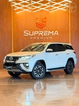 hilux sw4 2.8 srx 4x4 7 lugares 16v turbo intercooler diesel 4p automatico 2019 passo fundo