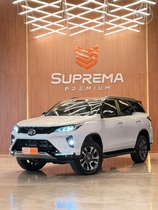 hilux sw4 2.8 srx 4x4 diamond 16v turbo diesel 4p 7 lugares automatico 2025 passo fundo
