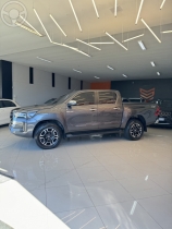 hilux 2.8 srx 4x4 cd 16v diesel 4p automatico 2024 passo fundo