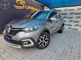 captur 1.3 intense turbo 16v flex 5p automatico 2022 passo fundo