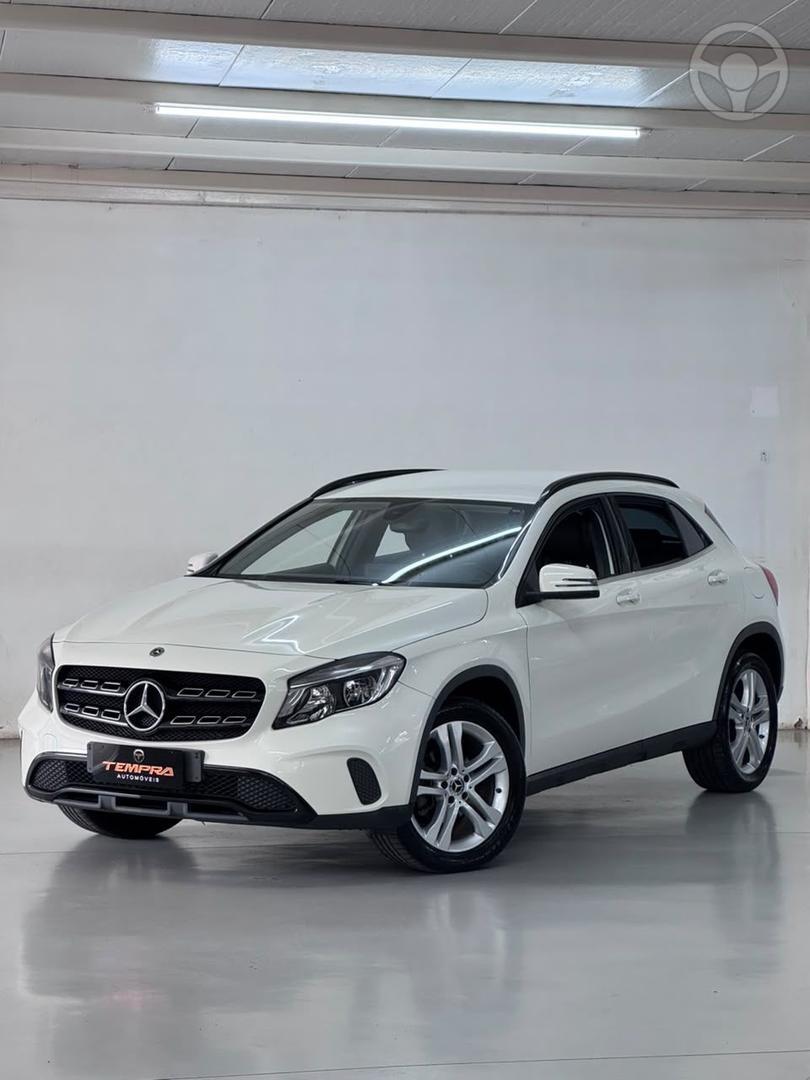 GLA 200 1.6 CGI ADVANCE 16V TURBO FLEX 4P AUTOMATICO - 2018 - PASSO FUNDO