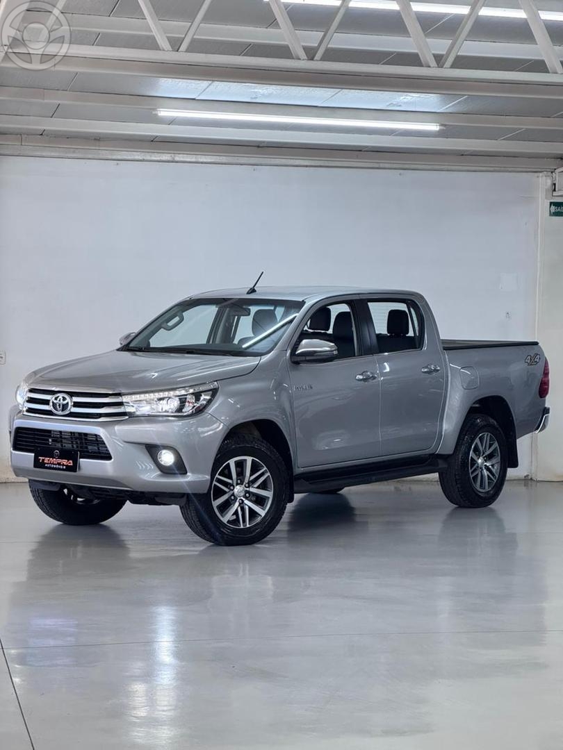 HILUX 2.8 SRX 4X4 CD 16V DIESEL 4P AUTOMATICO - 2018 - PASSO FUNDO