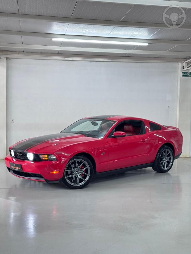 MUSTANG 4.6 GT PREMIUM COUPE V8 24V 2P MANUAL - 2010 - PASSO FUNDO