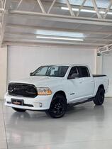 classic 5.7 laramie v8 hemi 4p automatica 2023 passo fundo