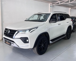 HILUX SW4 2.8 SRX 4X4 16V TURBO INTERCOOLER DIESEL 4P AUTOMATICO