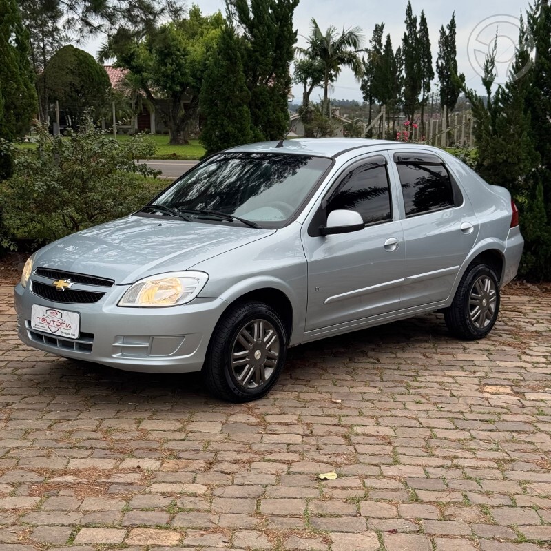 PRISMA LT 1.4 - 2011 - TEUTôNIA