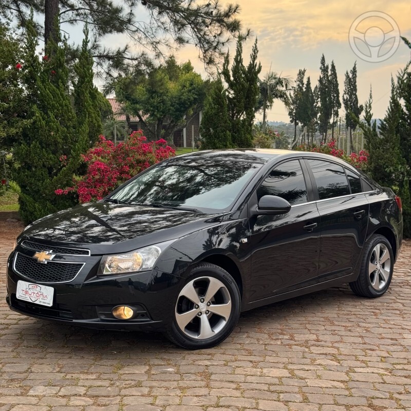 CRUZE SEDAN LT 1.8 - 2012 - TEUTôNIA