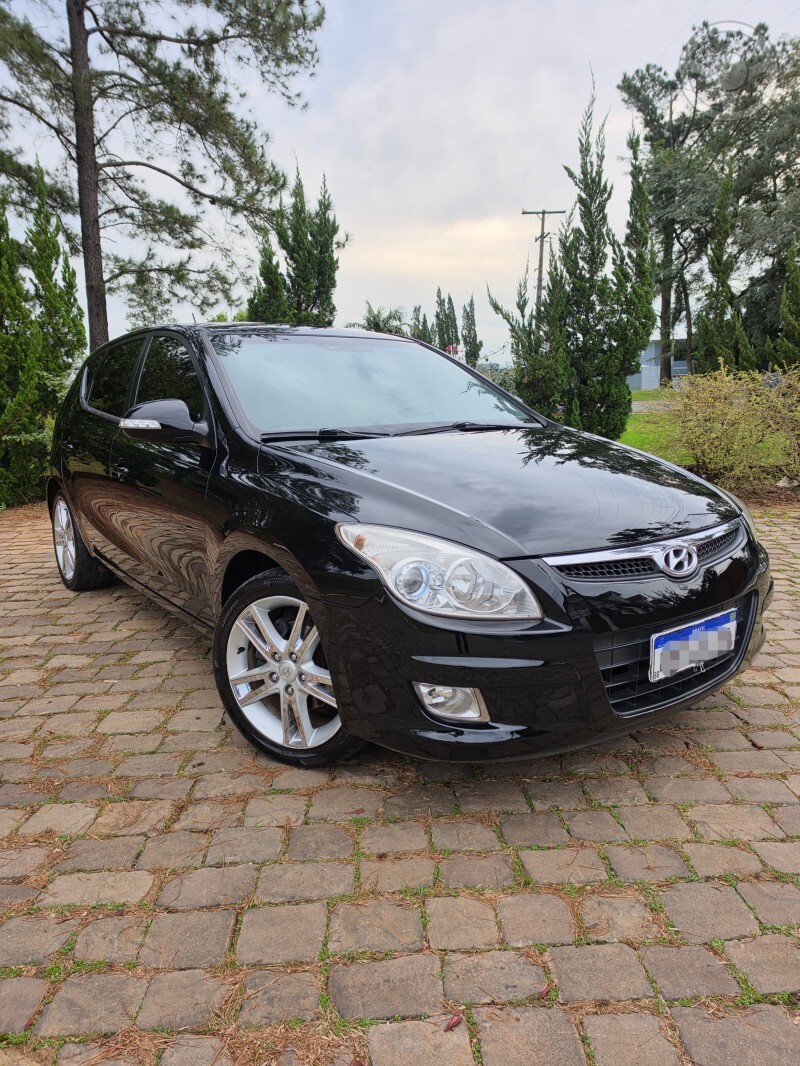 I30 GLS 2.0 - 2011 - TEUTôNIA