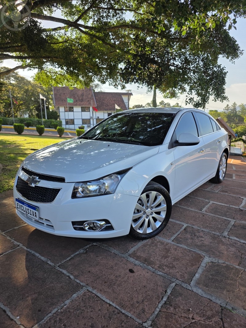 CRUZE SEDAN LTZ 1.8 - 2012 - TEUTôNIA