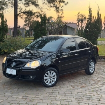 polo sedan 1.6 2009 teutonia