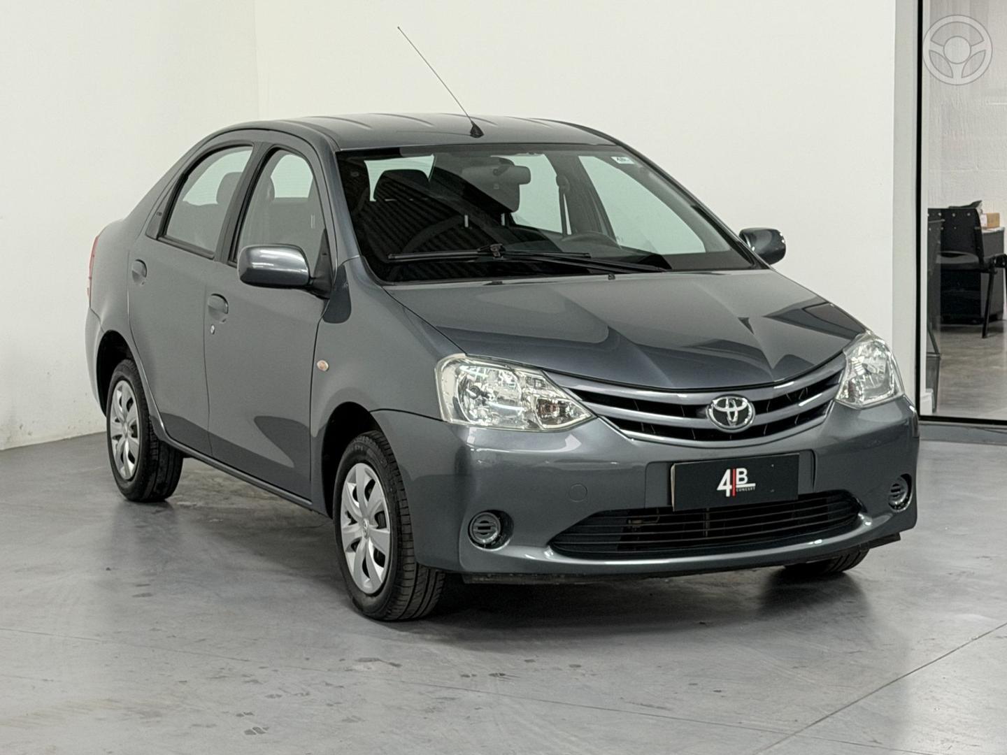 ETIOS 1.5 XS SEDAN 16V FLEX 4P MANUAL - 2013 - PORTO ALEGRE