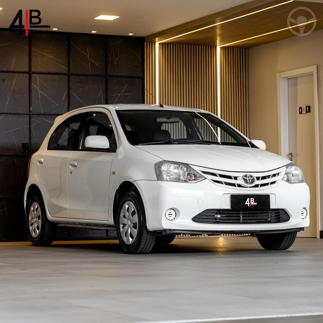 ETIOS 1.3 XS 16V FLEX 4P MANUAL - 2013 - CANOAS