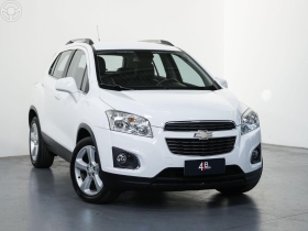 tracker 1.8 mpfi ltz 4x2 16v flex 4p automatico 2015 porto alegre