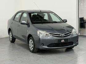 etios 1.5 xs sedan 16v flex 4p manual 2013 porto alegre