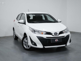 YARIS 1.3 XL LIVE 16V FLEX 4P AUTOMATICO