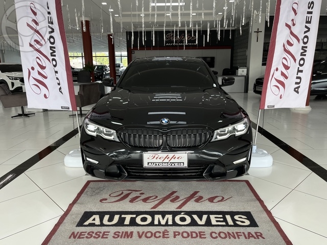 320I ACTIVE FLEX GP 2.0 TURBO AT - 36.000 ELÉTRICO - 2022 - GETúLIO VARGAS