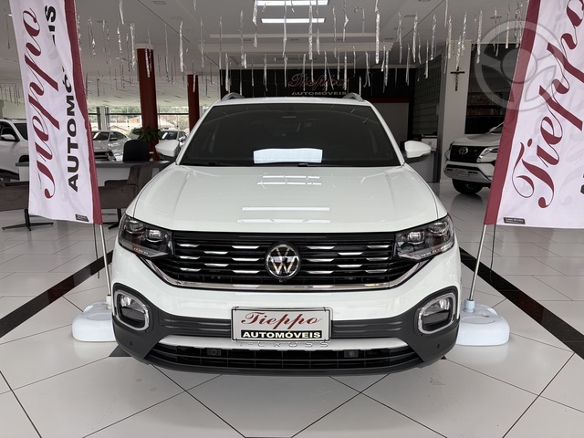 TCROSS T-CROSS HIGHLINE 1.4 250 TSI AT - 35.000 PACK SKY VIEW 7.5K - 2024 - GETúLIO VARGAS