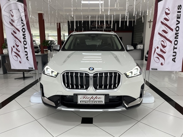 BMW X1 SDRIVE 20I X-LINE 2.0 T - - 25.000  - 2023 - GETúLIO VARGAS