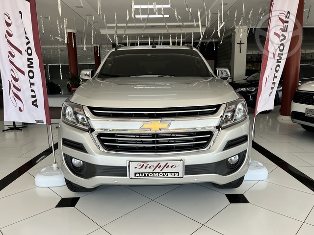 TRAILBLAZER LTZ 2.8 TURBO DIESEL 4X4 AT - 7 LUGARES - 2019 - GETúLIO VARGAS