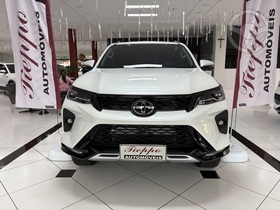 hilux sw4 srx platinum 4x4 at 2.8 t. diesel   7 lugares   2026 garantia de fabr 2024 getulio vargas