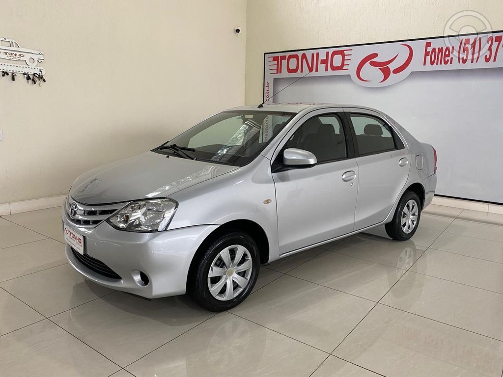 ETIOS PLATINUM SED. 1.5 FLEX 16V 4P AUT.  - 2017 - LAJEADO