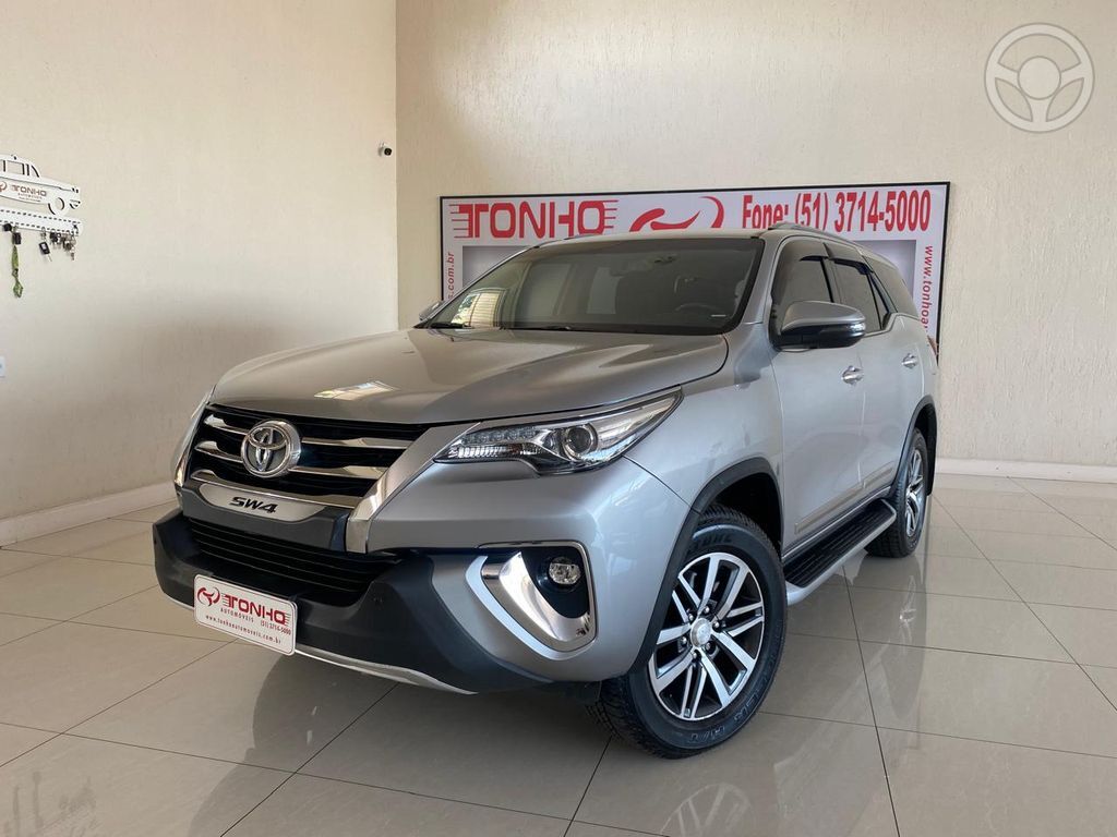 HILUX SW4 SRX 4X4 2.8 TDI 16V DIES. AUT.  - 2019 - LAJEADO
