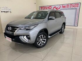 hilux sw4 srx 4x4 2.8 tdi 16v dies. aut.  2016 lajeado