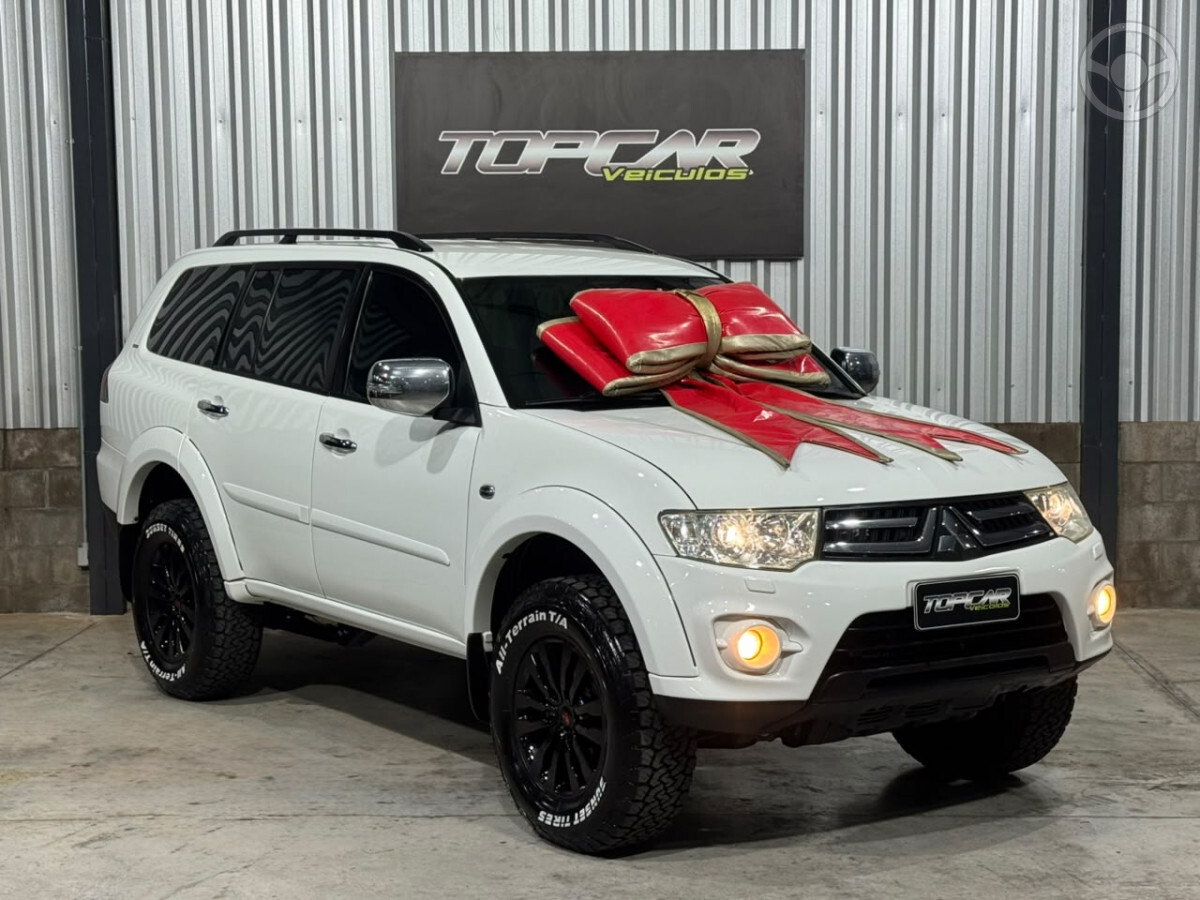 PAJERO DAKAR 3.2 4X4 16V 7 LUGARES TURBO INTERCOOLER DIESEL 4P AUTOMÁTICO - 2015 - CAMPO BOM
