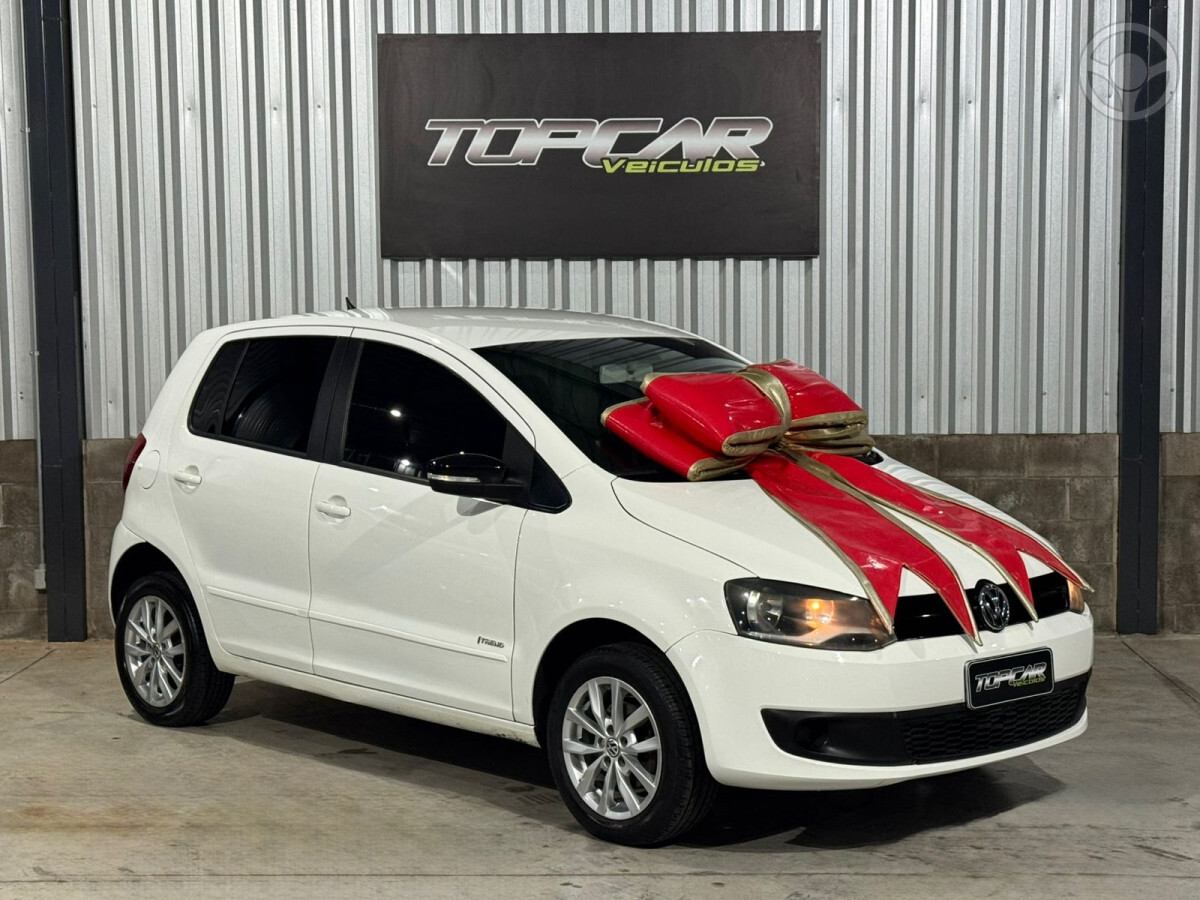 FOX 1.0 MI TREND 8V FLEX 4P MANUAL - 2013 - CAMPO BOM