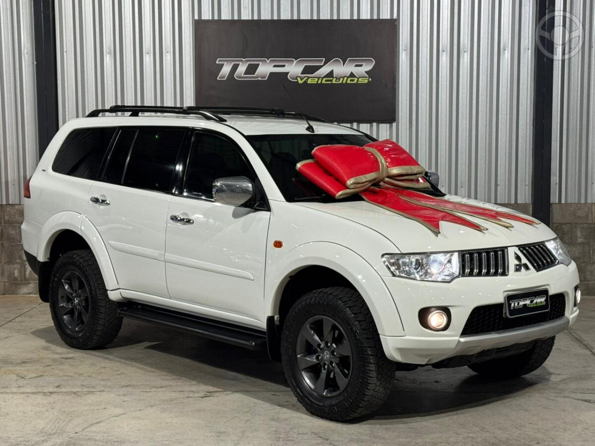 PAJERO DAKAR 3.2 4X4 16V 7 LUGARES TURBO INTERCOOLER DIESEL 4P AUTOMÁTICO - 2012 - CAMPO BOM