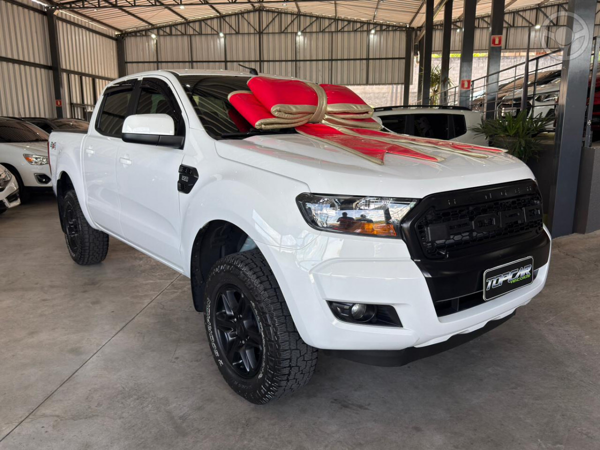 RANGER 2.2 XLS 4X4 CD 16V DIESEL 4P MANUAL - 2017 - CAMPO BOM