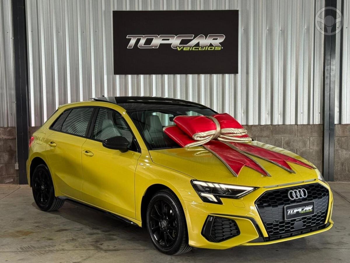 A3 2.0 TFSI 40 PERFORMANCE BLACK SPORTBACK 4P AUTOMÁTICO - 2024 - CAMPO BOM