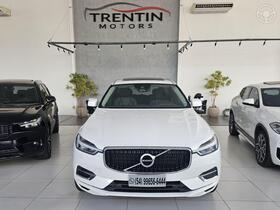 XC60 2.0 T8 MOMENTUM HYBRID 4P AUTOMATICO