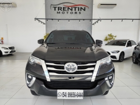 hilux sw4 2.8 srx 4x4 16v turbo intercooler diesel 4p automatico 2019 erechim