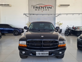 dakota 5.2 r t 4x2 ce v8 16v 2p automatico 2001 erechim