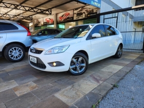 focus hatch 2.0 aut. 2012 anta gorda