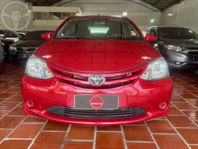 etios 1.5 xs sedan 16v flex 4p manual 2014 novo hamburgo