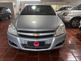 VECTRA 2.0 MPFI ELEGANCE 8V 140CV FLEX 4P AUTOMÁTICO