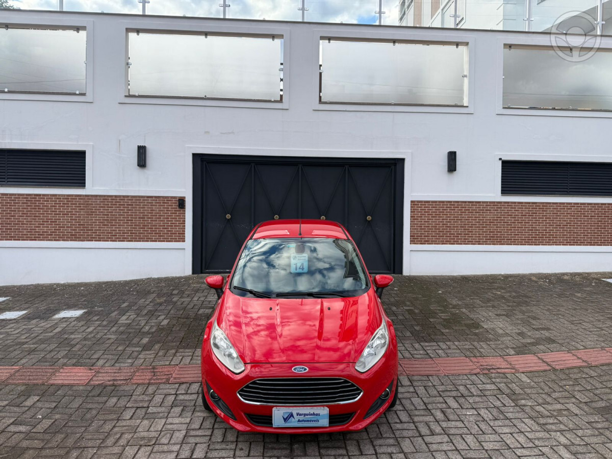 FIESTA 1.6 TITANIUM HATCH 16V FLEX 4P AUTOMÁTICO - 2014 - ERECHIM