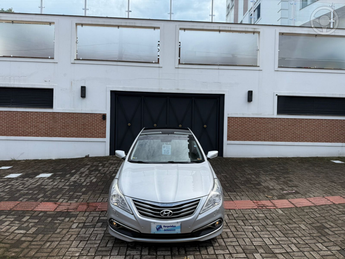 AZERA 3.3 MPFI GLS SEDAN V6 24V 4P AUTOMÁTICO - 2016 - ERECHIM