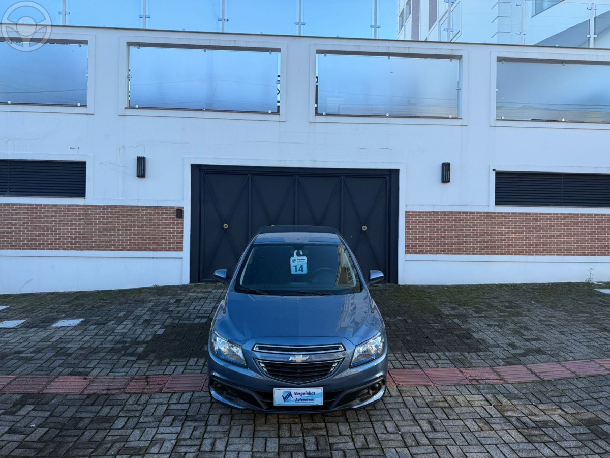 ONIX 1.4 MPFI LT 8V FLEX 4P MANUAL - 2014 - ERECHIM