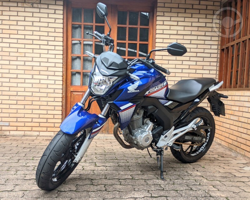 CB 250F TWISTER - 2022 - TEUTôNIA
