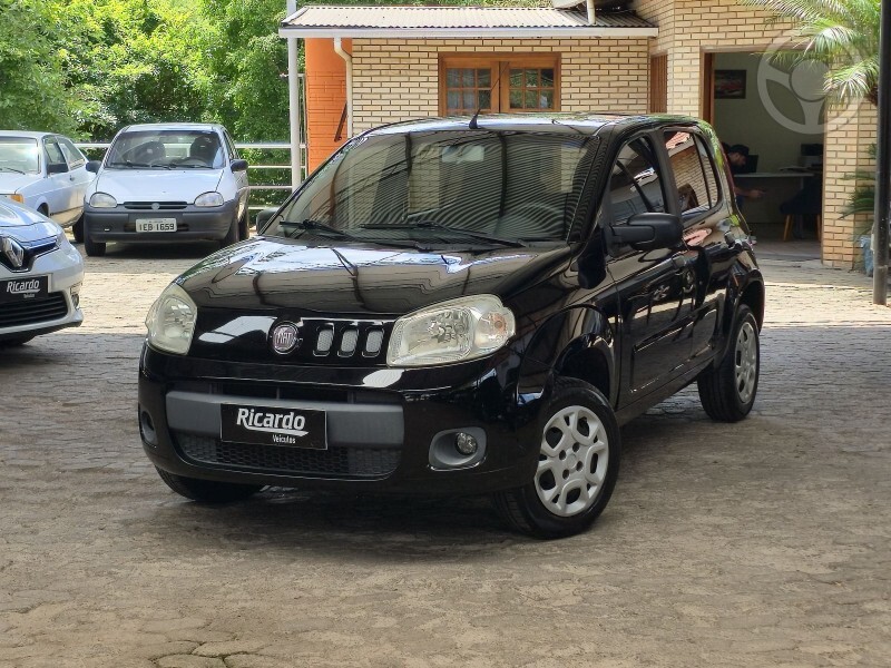 UNO VIVACE CELEB. 1.0 EVO - 2011 - TEUTôNIA