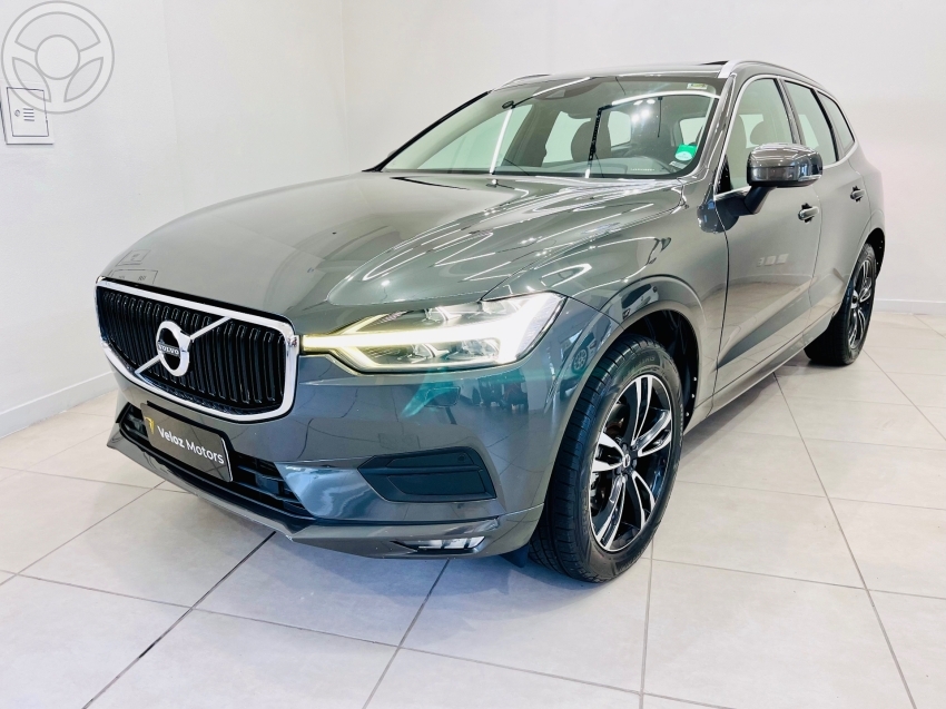 XC60 2.0 T5 MOMENTUM 4P AUTOMÁTICO - 2018 - CAXIAS DO SUL