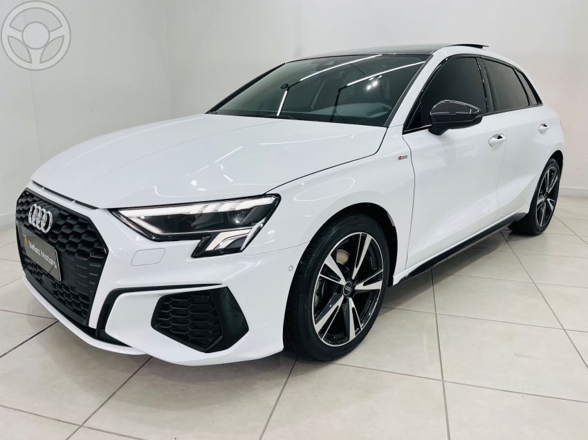A3 2.0 TFSI 40 PERFORMANCE BLACK SPORTBACK 4P AUTOMÁTICO - 2023 - CAXIAS DO SUL