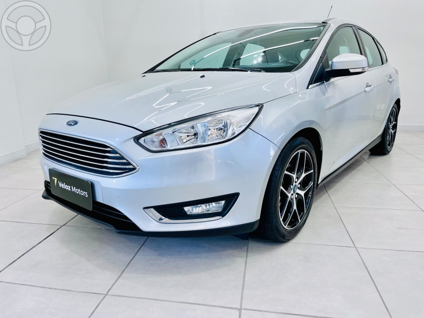 FOCUS 2.0 TITANIUM HATCH 16V FLEX 4P AUTOMÁTICO - 2016 - CAXIAS DO SUL