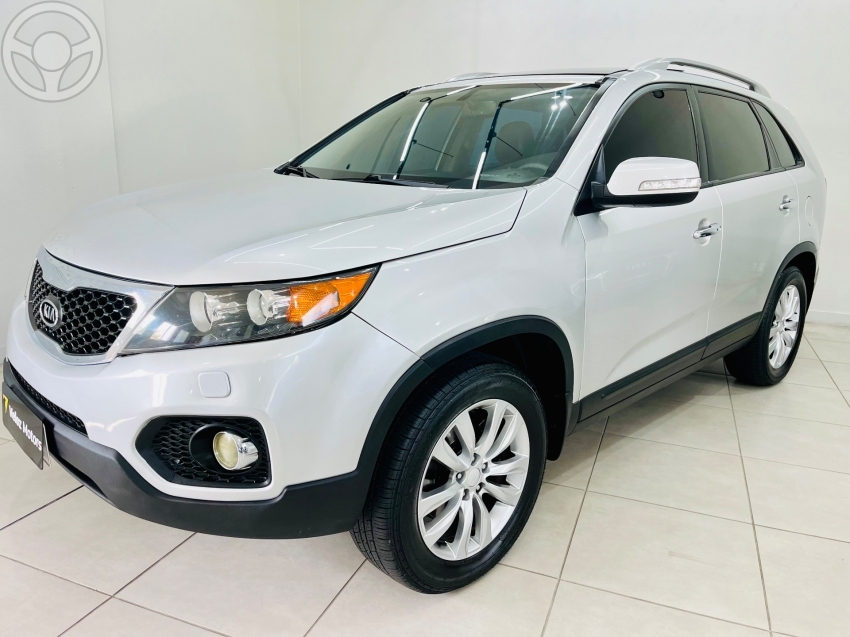 SORENTO 3.5 S.660 V6 4X4 24V 4P AUTOMÁTICO - 2012 - CAXIAS DO SUL