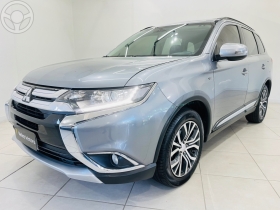 outlander 3.0 gt 4x4 v6 24v 4p automatico 2016 caxias do sul