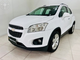 tracker 1.8 mpfi ltz 4x2 16v flex 4p automatico 2014 caxias do sul